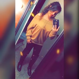 Meet your Posher, Maritsa